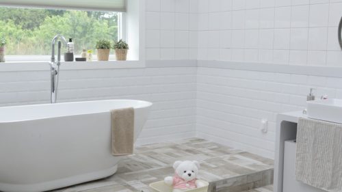 Nowoczesna łazienka – minimalizm i prostota w dobrym stylu