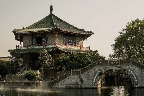 Ogród chiński – oryginalność i spokój